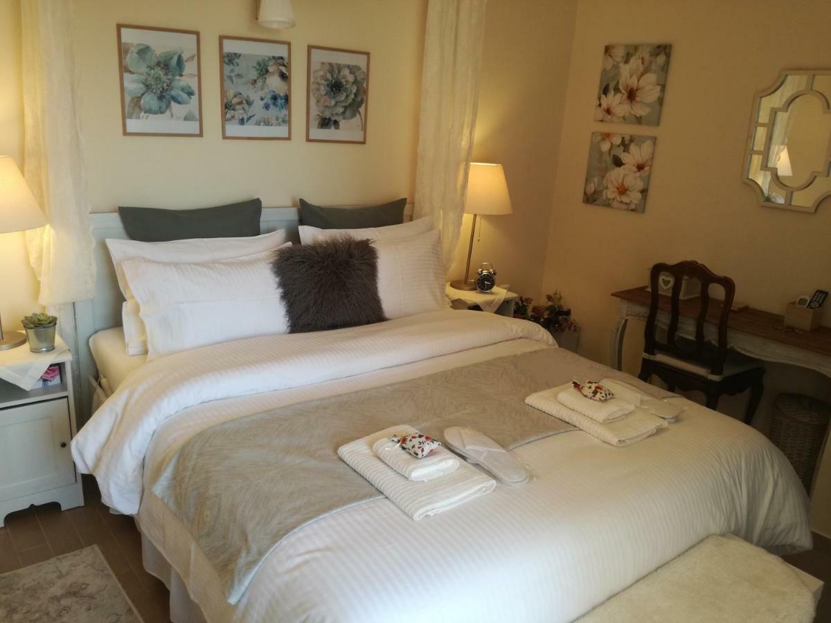 Maria'S House Apartment Athens Ngoại thất bức ảnh